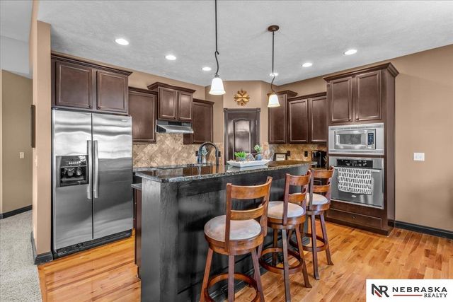 9423 S 28th Street, Lincoln, NE 68516