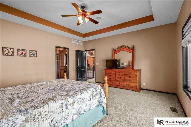 9423 S 28th Street, Lincoln, NE 68516