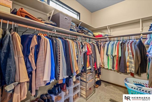 9423 S 28th Street, Lincoln, NE 68516