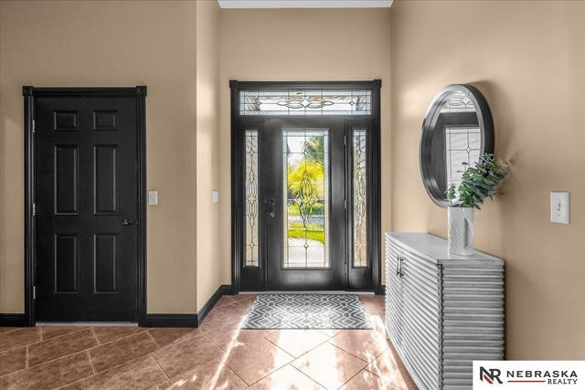 9423 S 28th Street, Lincoln, NE 68516