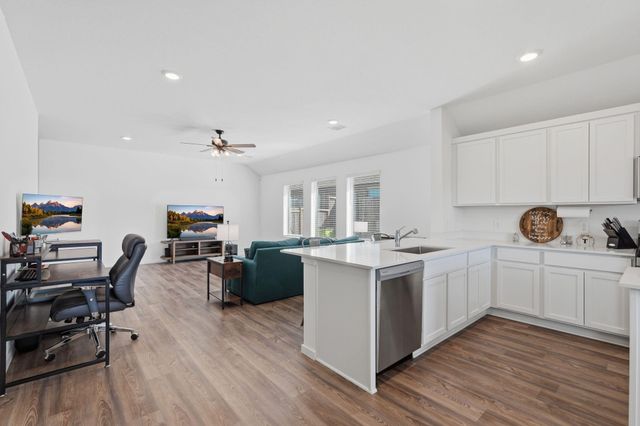 651 Spring Ashberry Court, Magnolia, TX 77354