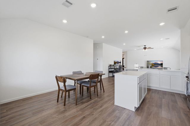 651 Spring Ashberry Court, Magnolia, TX 77354