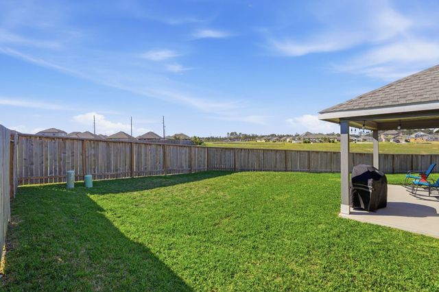 651 Spring Ashberry Court, Magnolia, TX 77354