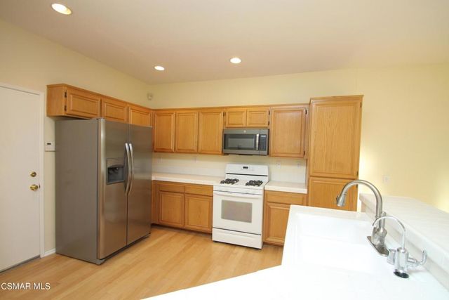 1538 Tierra Buena Court, Camarillo, CA 93010