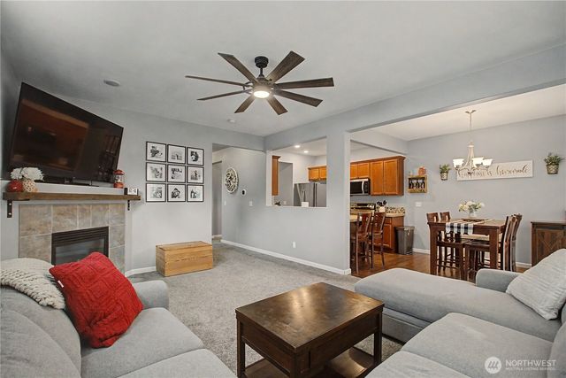 18826 112th Avenue Ct E, Puyallup, WA 98374