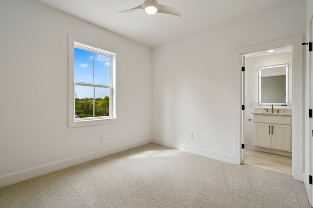 1301B Katie Ave, Nashville, TN 37207