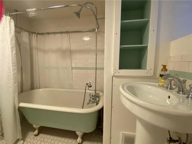 4217 Bessemer Street, Lawrenceville, PA 15201