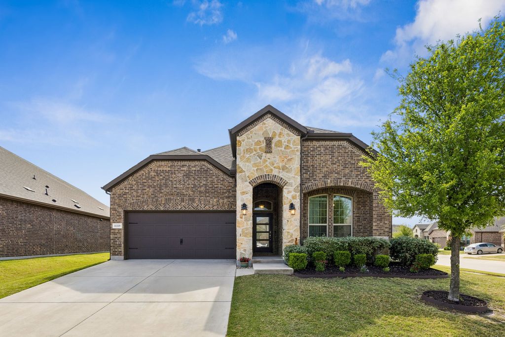 11220 Blaze Street, Aubrey, TX 76227