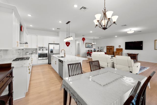 5353 Siesta Key Lane, Westlake, FL 33470