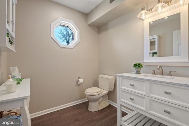 2469 FAIRWAY, York, PA 17408