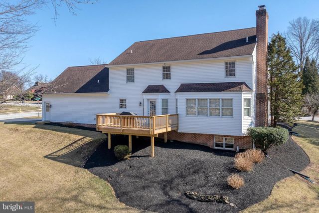 2469 FAIRWAY, York, PA 17408