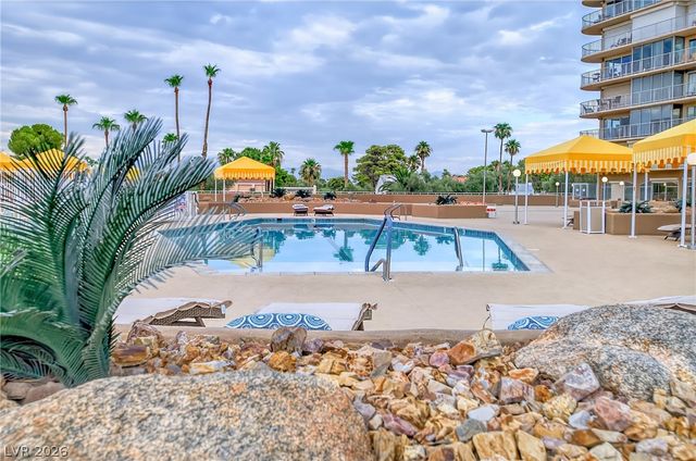 3111 Bel Air Drive 202, Las Vegas, NV 89109