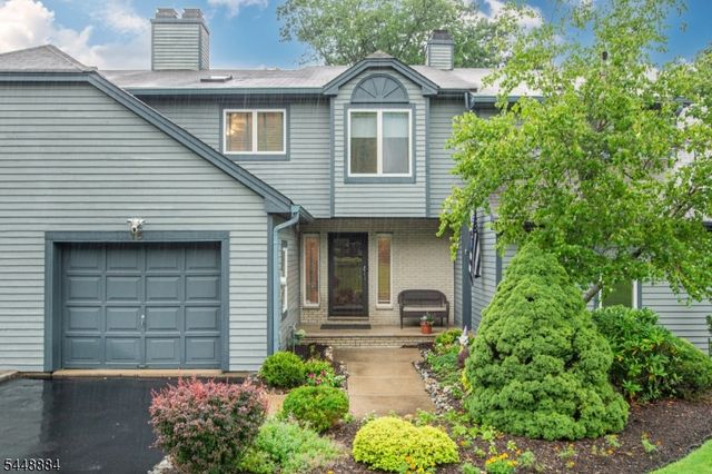 15 Fair Ridge Ct, Wayne Twp., NJ 07470