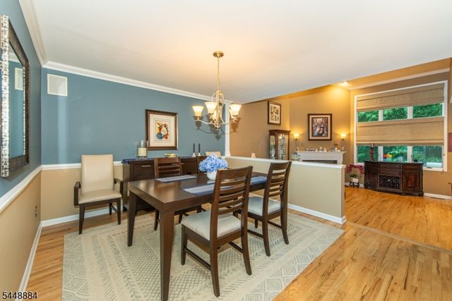 15 Fair Ridge Ct, Wayne Twp., NJ 07470