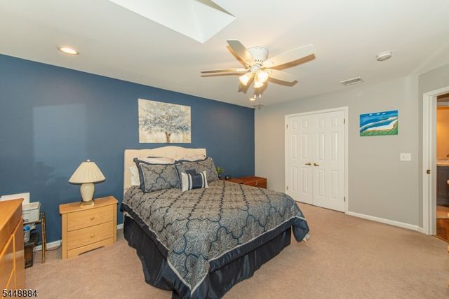 15 Fair Ridge Ct, Wayne Twp., NJ 07470