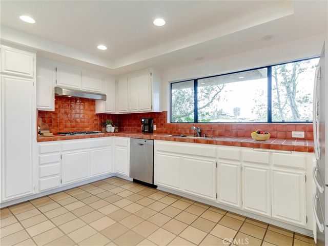 20 Peartree Ln 25, Rolling Hills Estates, CA 90274