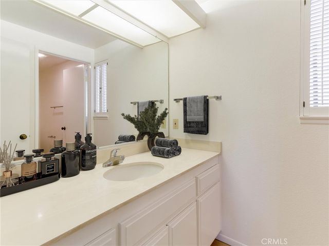 20 Peartree Ln 25, Rolling Hills Estates, CA 90274