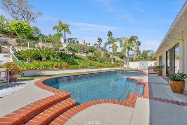 21 Santa Catalina Dr, Rancho Palos Verdes, CA 90275