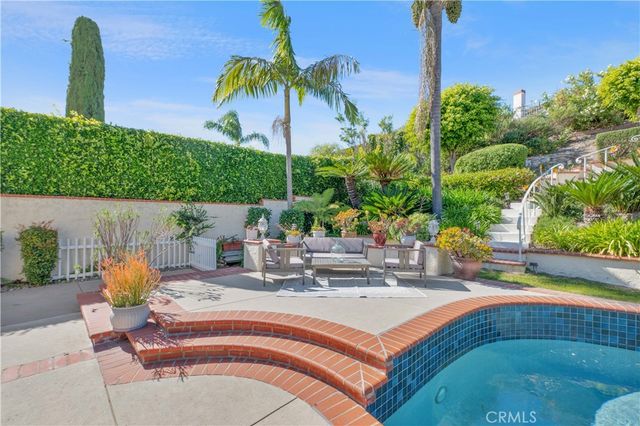 21 Santa Catalina Dr, Rancho Palos Verdes, CA 90275