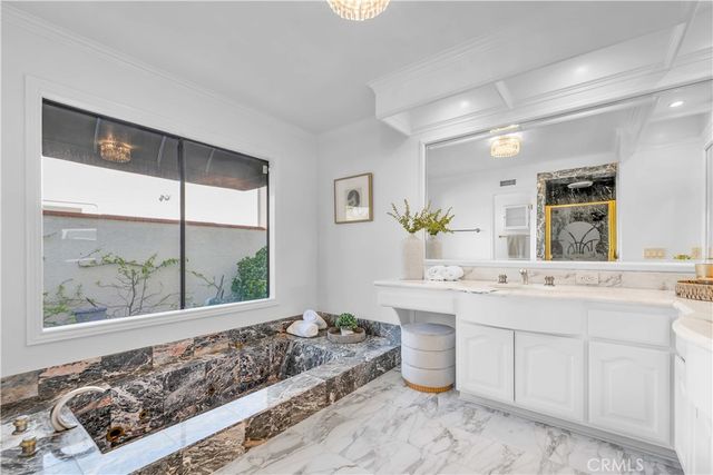 21 Santa Catalina Dr, Rancho Palos Verdes, CA 90275