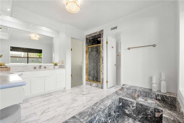 21 Santa Catalina Dr, Rancho Palos Verdes, CA 90275