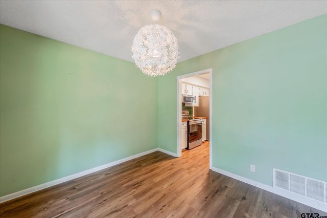 2820 Navaho Trl, Tyler, TX 75707