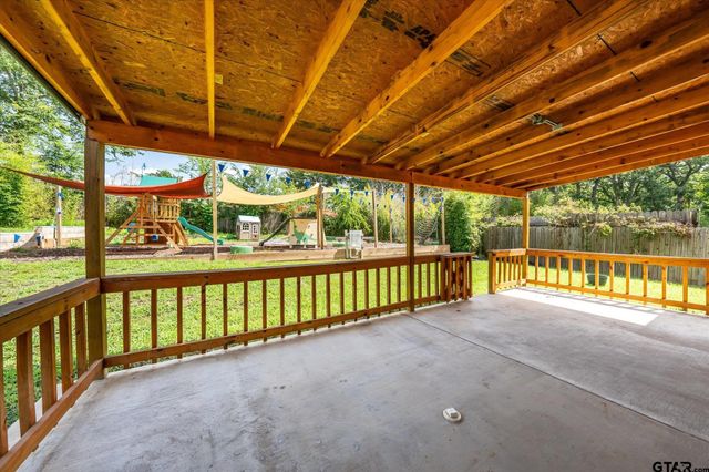 2820 Navaho Trl, Tyler, TX 75707