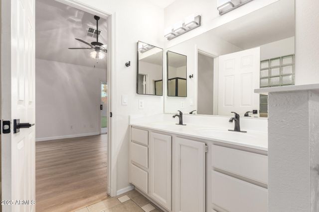 1405 N JAMAICA Way, Gilbert, AZ 85234