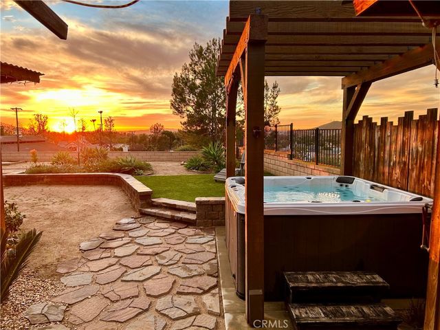 3004 Dapplegray, Norco, CA 92860