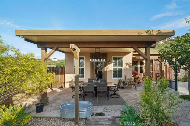 3004 Dapplegray, Norco, CA 92860