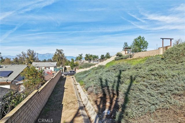 3004 Dapplegray, Norco, CA 92860