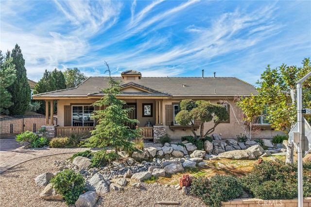 3004 Dapplegray, Norco, CA 92860