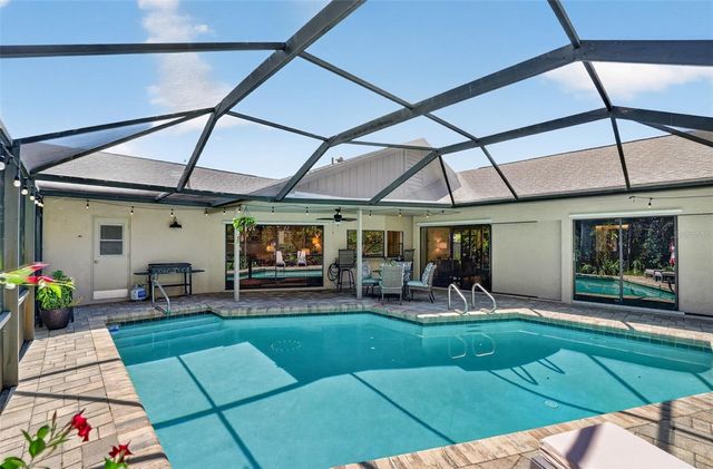 3935 COUNTRY VIEW LANE, Sarasota, FL 34233