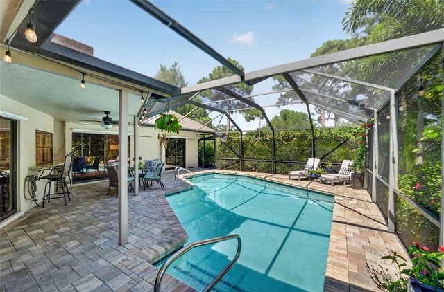 3935 COUNTRY VIEW LANE, Sarasota, FL 34233