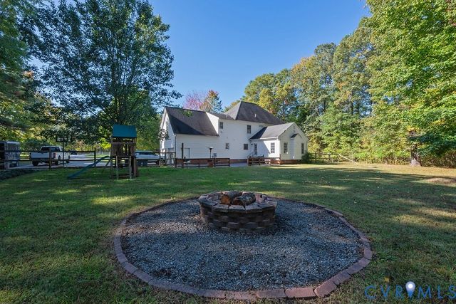 15438 W Patrick Henry Rd, Montpelier, VA 23192