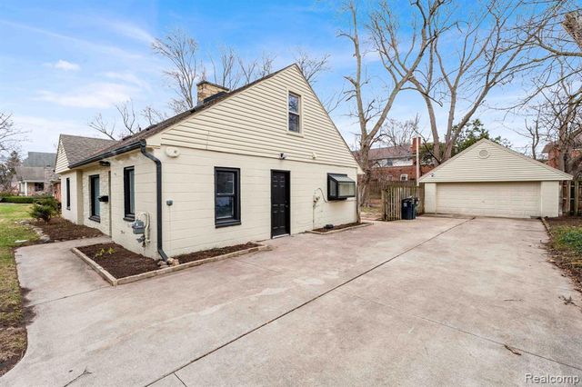 428 Girard Avenue, Royal Oak, MI 48073