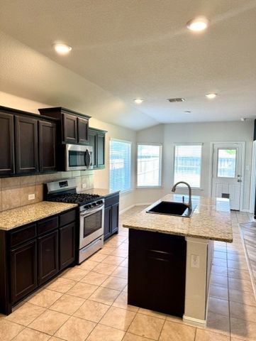 10008 Clemmons Road, Fort Worth, TX 76108