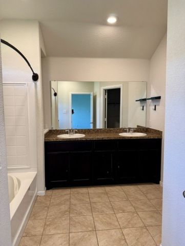10008 Clemmons Road, Fort Worth, TX 76108