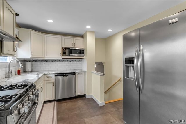 153 Marrano Drive, Lancaster, NY 14043