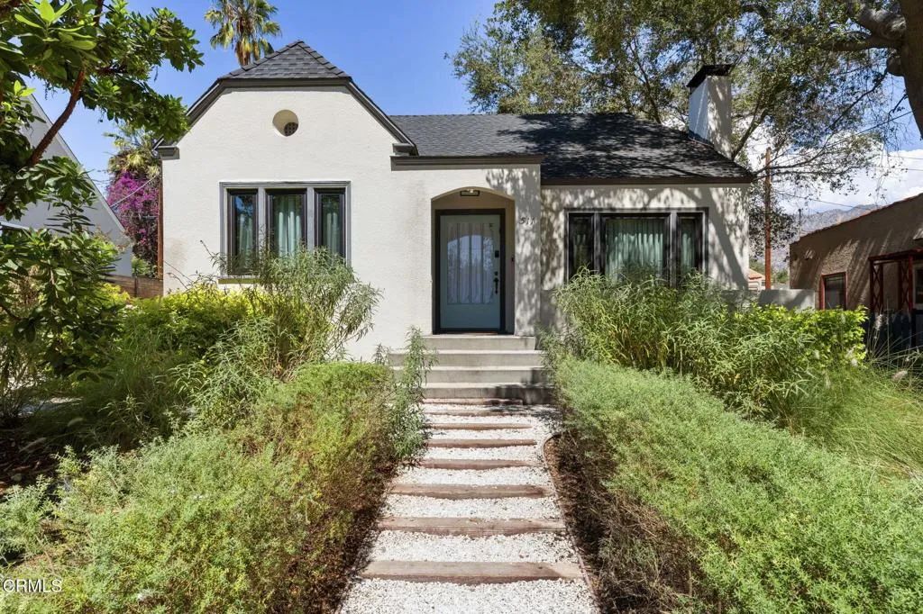 511 E Penn Street, Pasadena, CA 91104