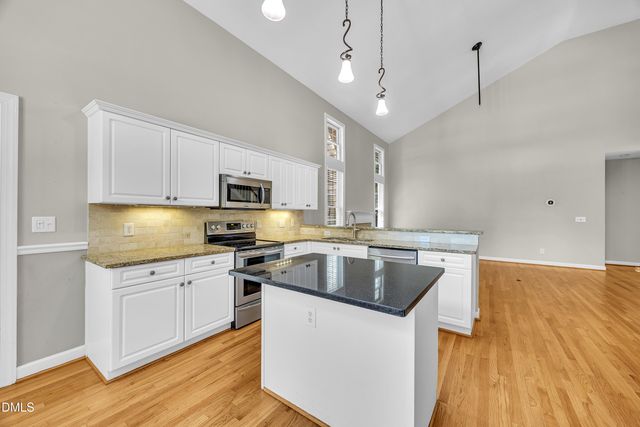 104 Pebble Beach Court, Mebane, NC 27302