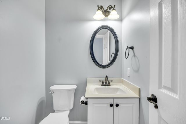 104 Pebble Beach Court, Mebane, NC 27302