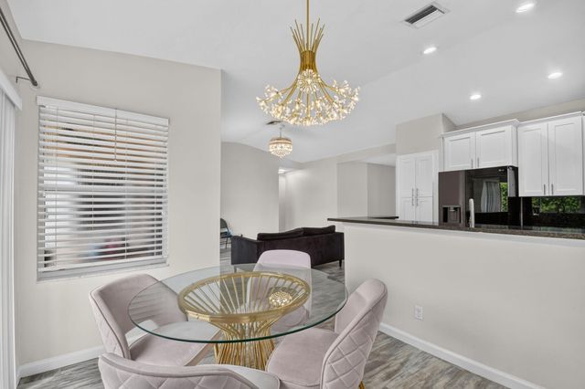 208 Caribe Court, Greenacres, FL 33413