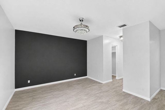 208 Caribe Court, Greenacres, FL 33413