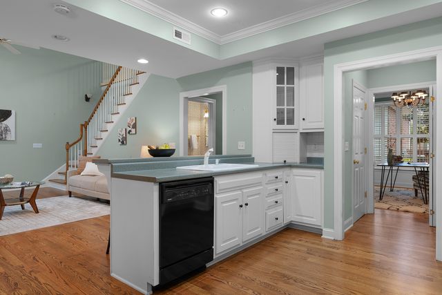 1050 Candlewick Court, Signal Mountain, TN 37377