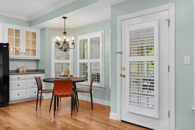 1050 Candlewick Court, Signal Mountain, TN 37377