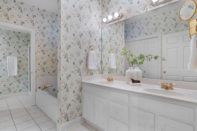 1050 Candlewick Court, Signal Mountain, TN 37377