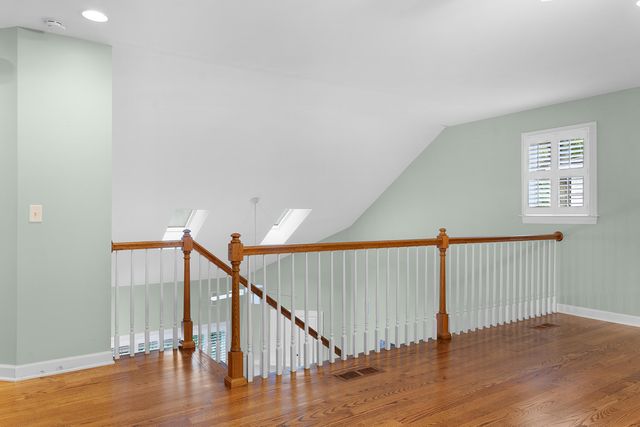1050 Candlewick Court, Signal Mountain, TN 37377
