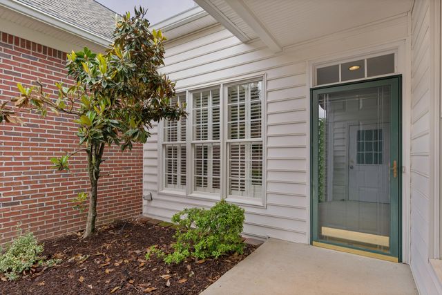 1050 Candlewick Court, Signal Mountain, TN 37377