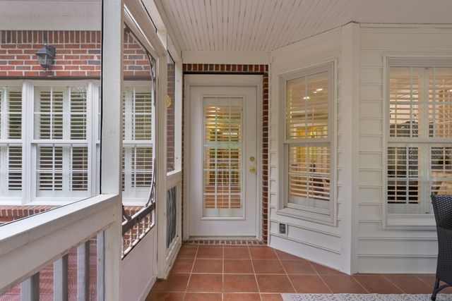 1050 Candlewick Court, Signal Mountain, TN 37377